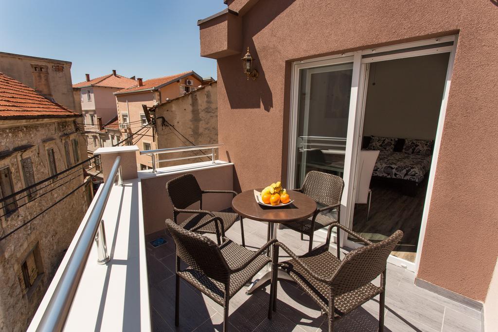 Apartments & Rooms Villa Zaad Mostar Exteriör bild